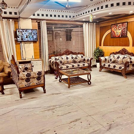 Hotel نيودلهي المظهر الخارجي الصورة