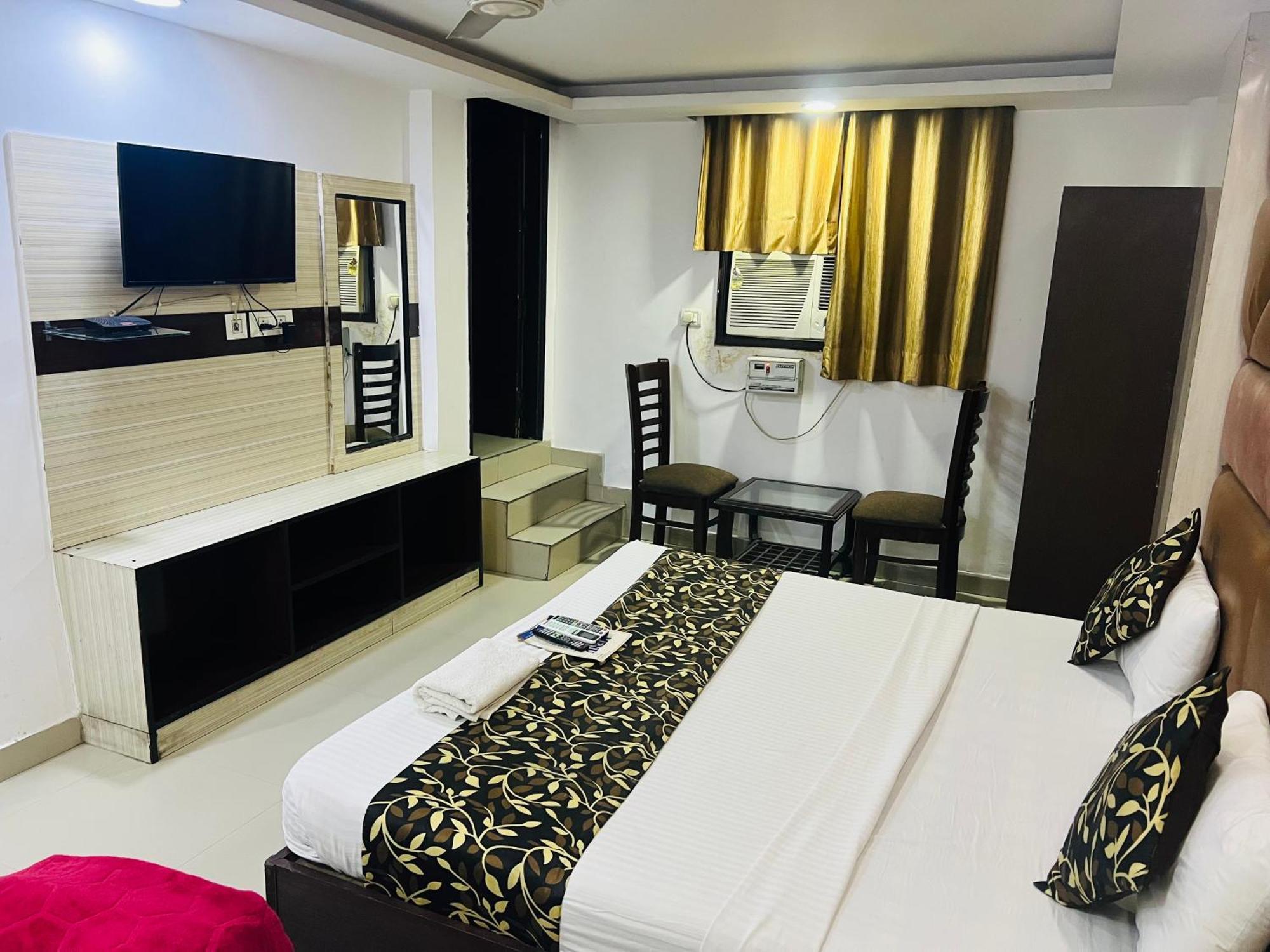 Hotel نيودلهي المظهر الخارجي الصورة