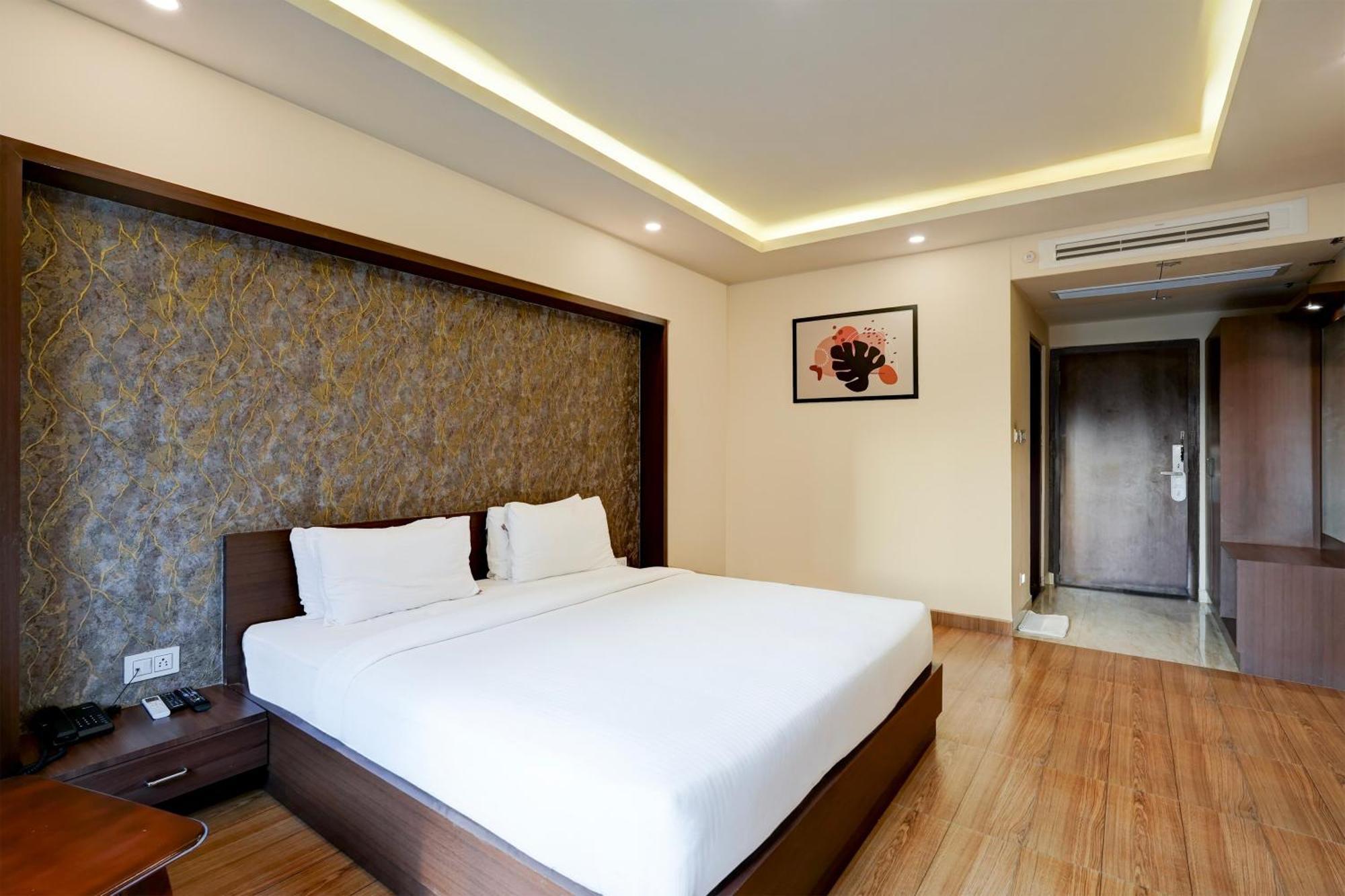 Hotel نيودلهي المظهر الخارجي الصورة